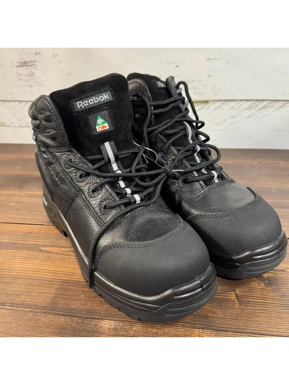 REEBOK TRAINEX WATERPROOF PUNCTURE RESISTANT SPORT BOOTS RB765 NWT 8M/10W WIDE